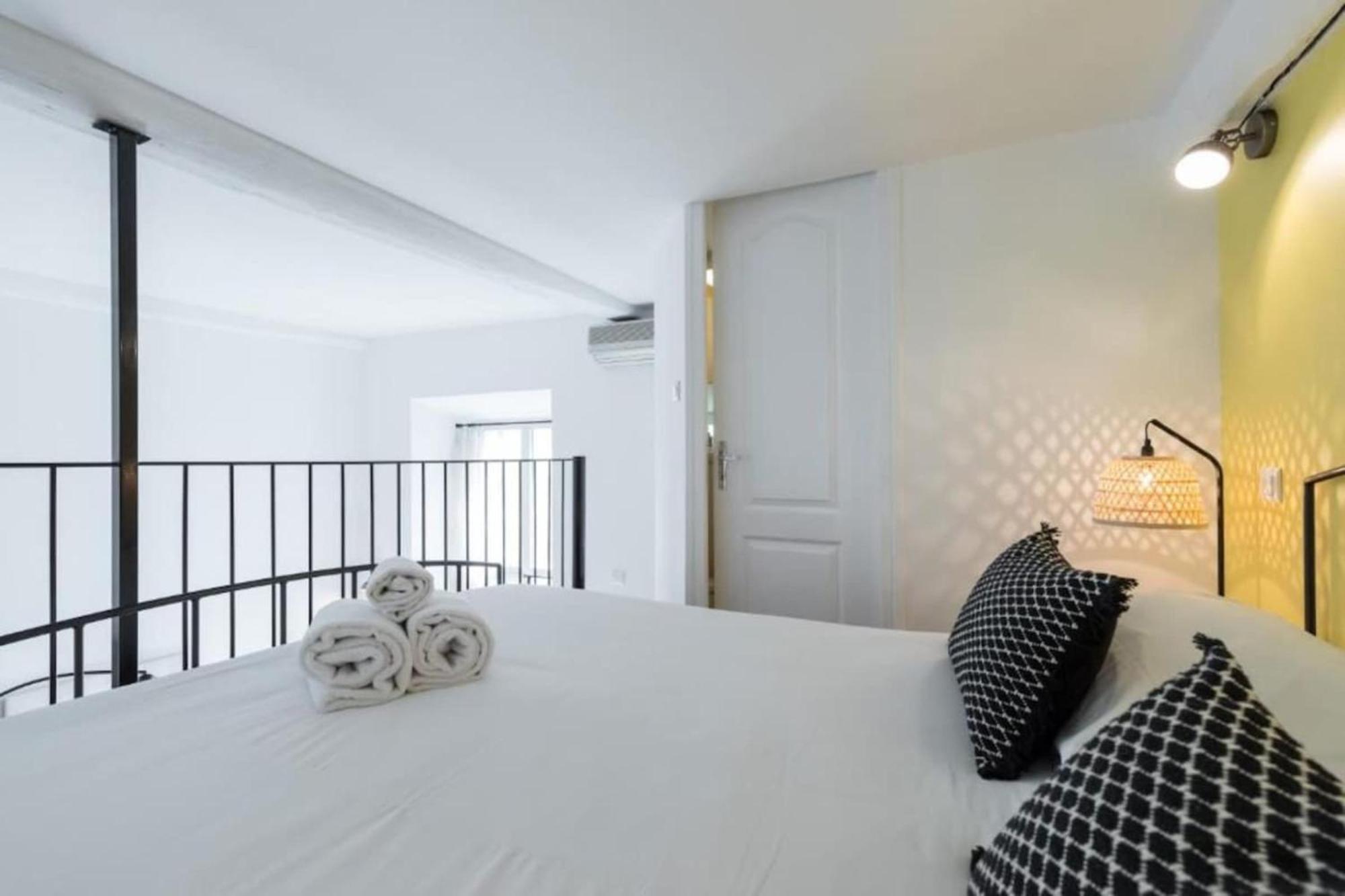 Апартаменты Massena 2 - Great Location Massena Square With Ac Ницца Экстерьер фото