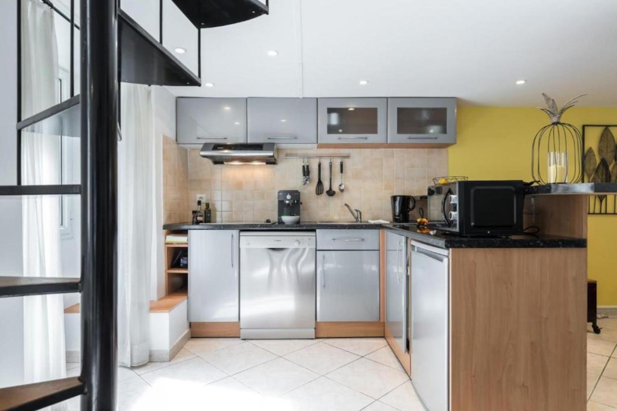 Апартаменты Massena 2 - Great Location Massena Square With Ac Ницца Экстерьер фото