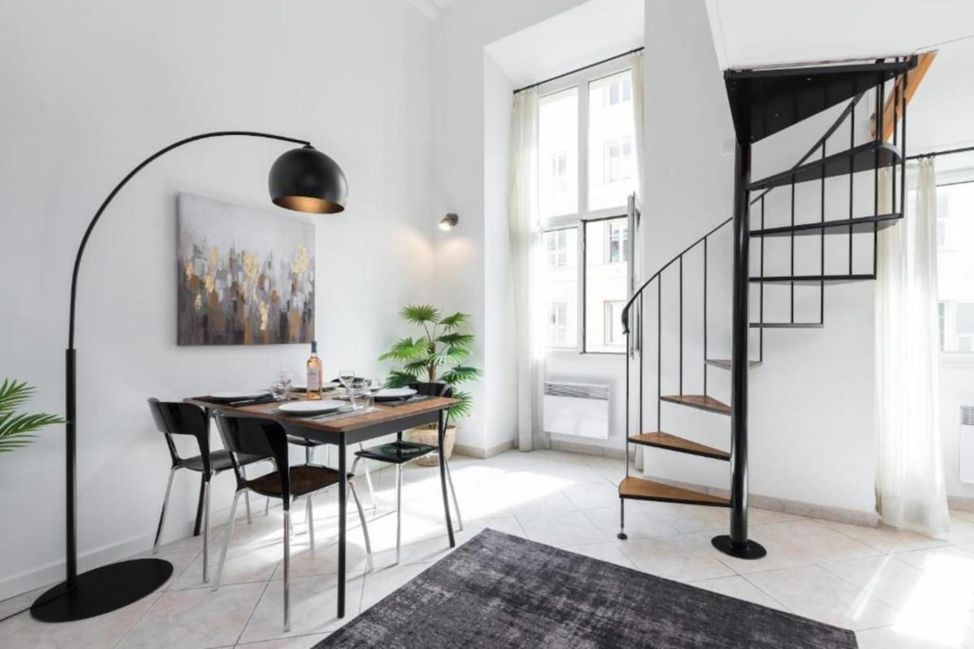 Апартаменты Massena 2 - Great Location Massena Square With Ac Ницца Экстерьер фото