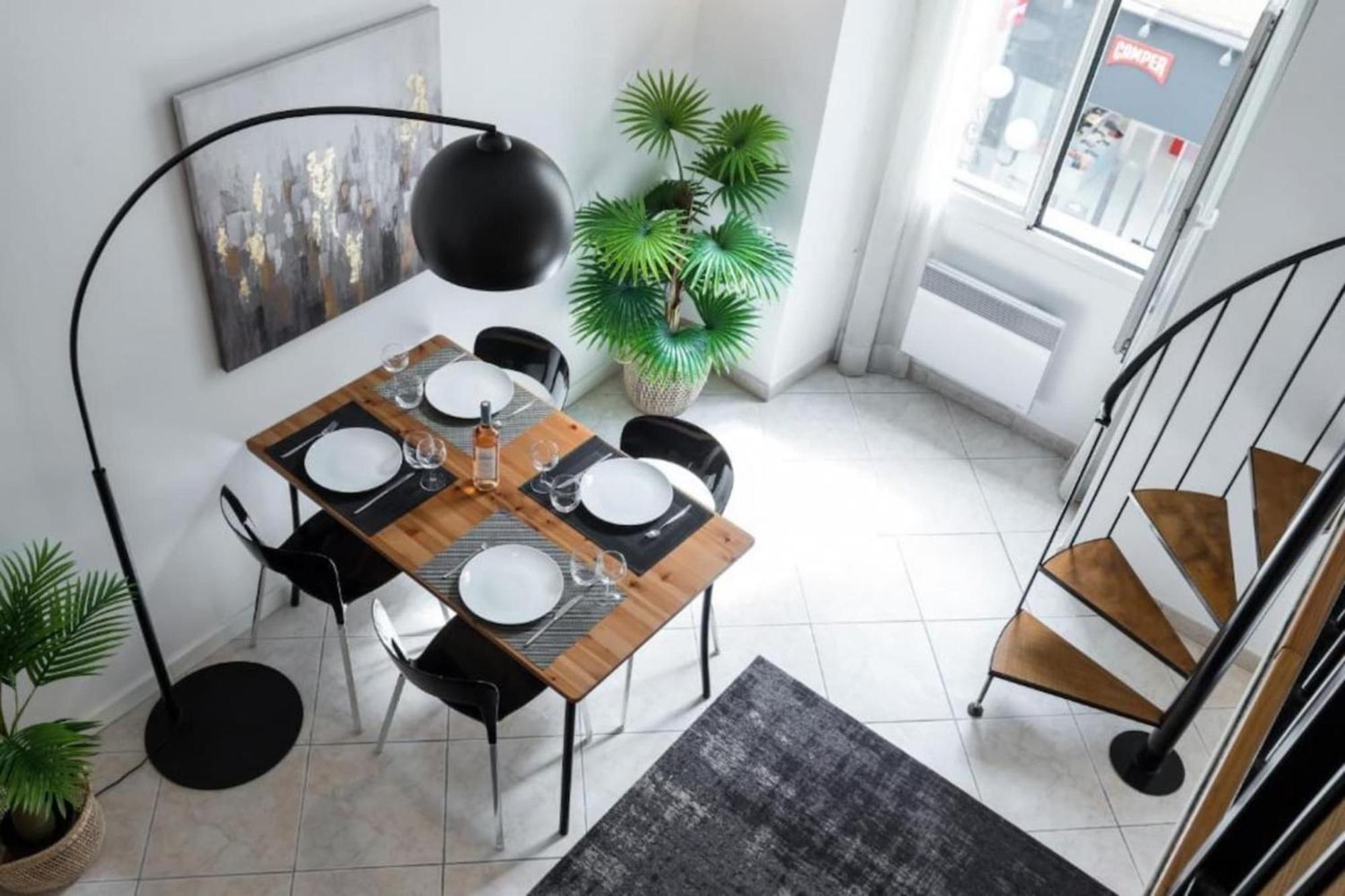 Апартаменты Massena 2 - Great Location Massena Square With Ac Ницца Экстерьер фото